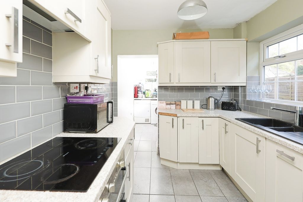 Property photo 2 of 17 Photo