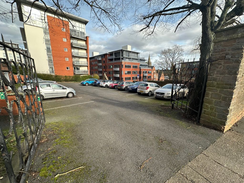 Property photo 3 of 8