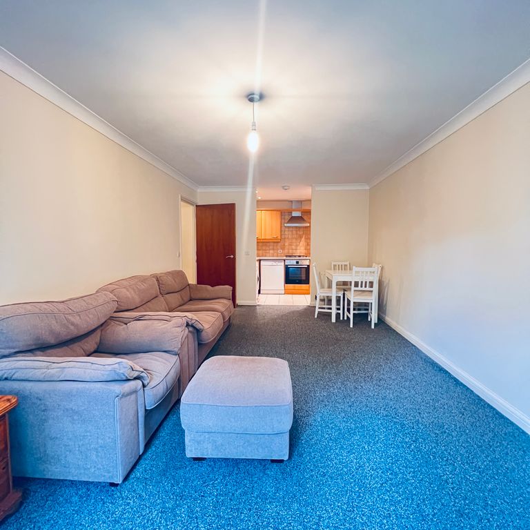 Property photo 2 of 11