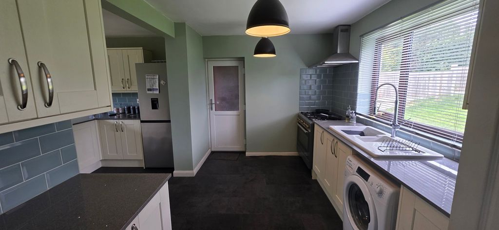 Property photo 2 of 13 Kitchen