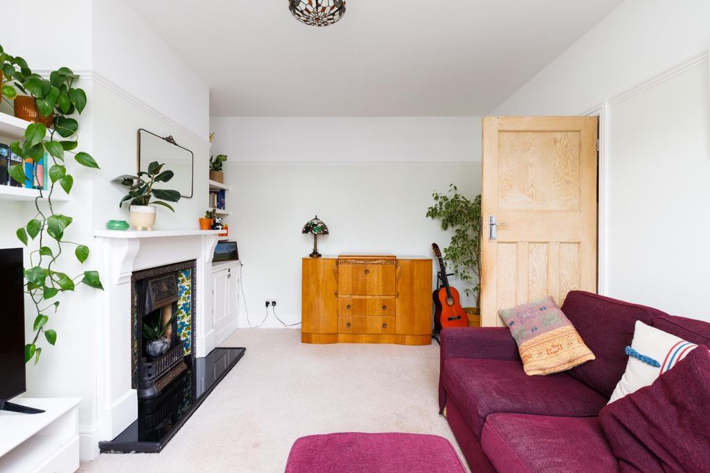 Property photo 3 of 29 90 Grittleton Road, Bs7-18.Jpg