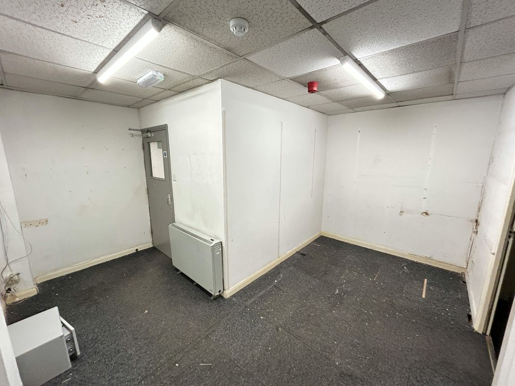 Property photo 3 of 14 Img_2760 2.Jpg