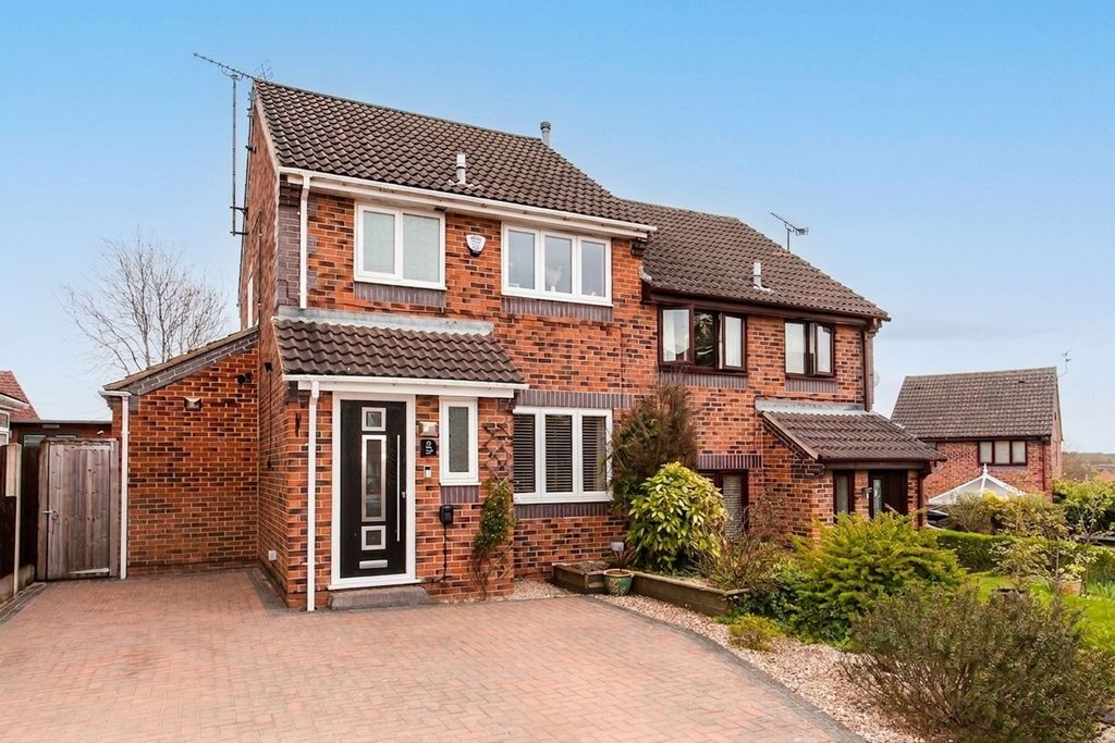 Property photo 1 of 34