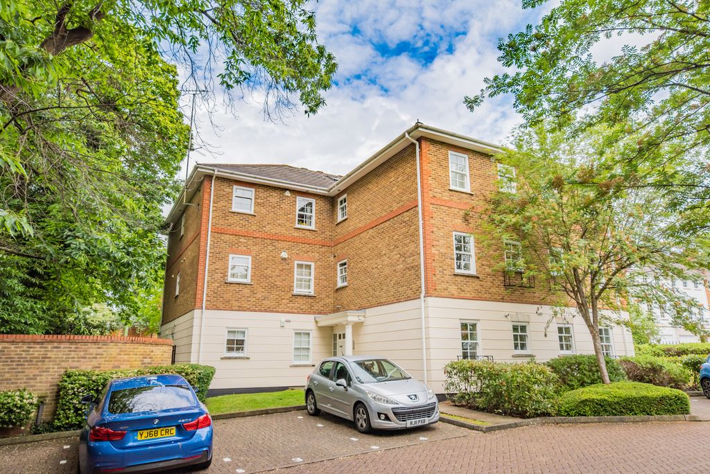 Property photo 1 of 12