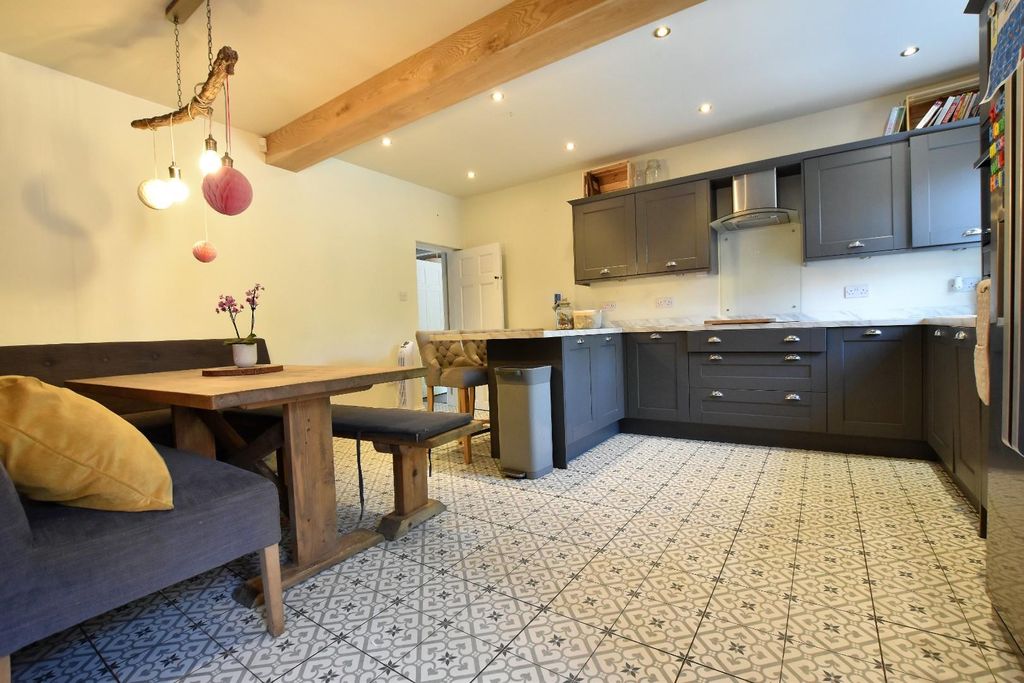 Property photo 1 of 29 Kitchen / Diner