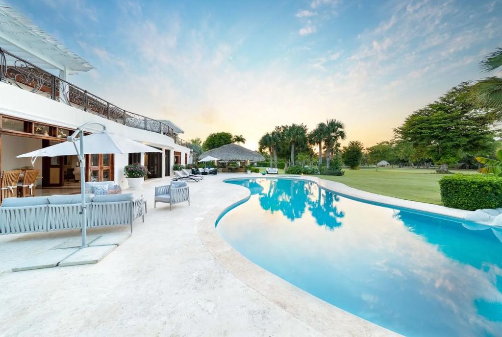 Property photo 3 of 14