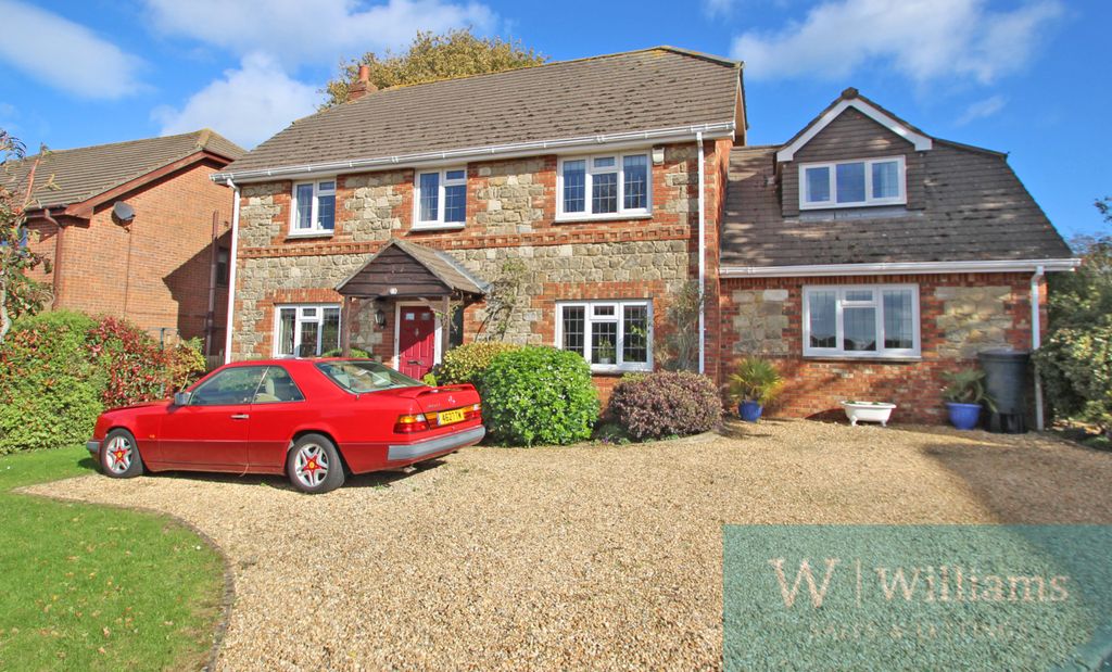 Property photo 1 of 25 Front