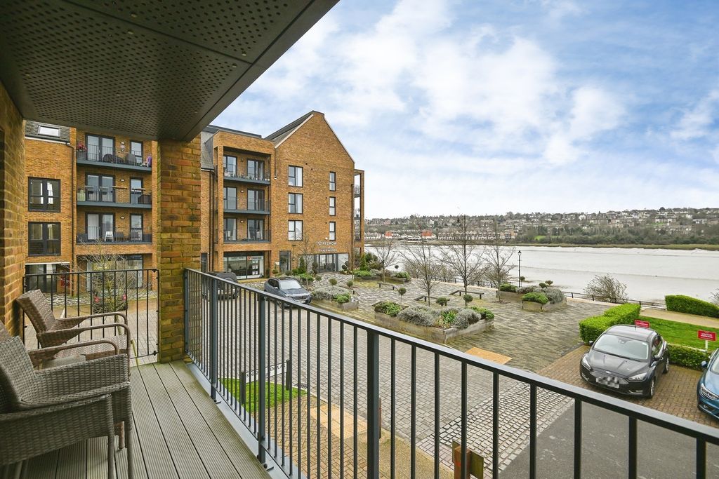 Property photo 2 of 9 Pbox-Img.Jpg