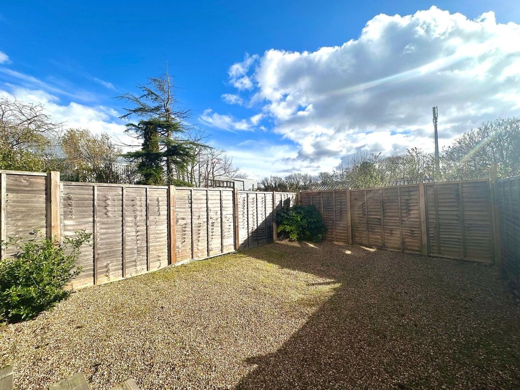 Property photo 2 of 5 Picture No. 04