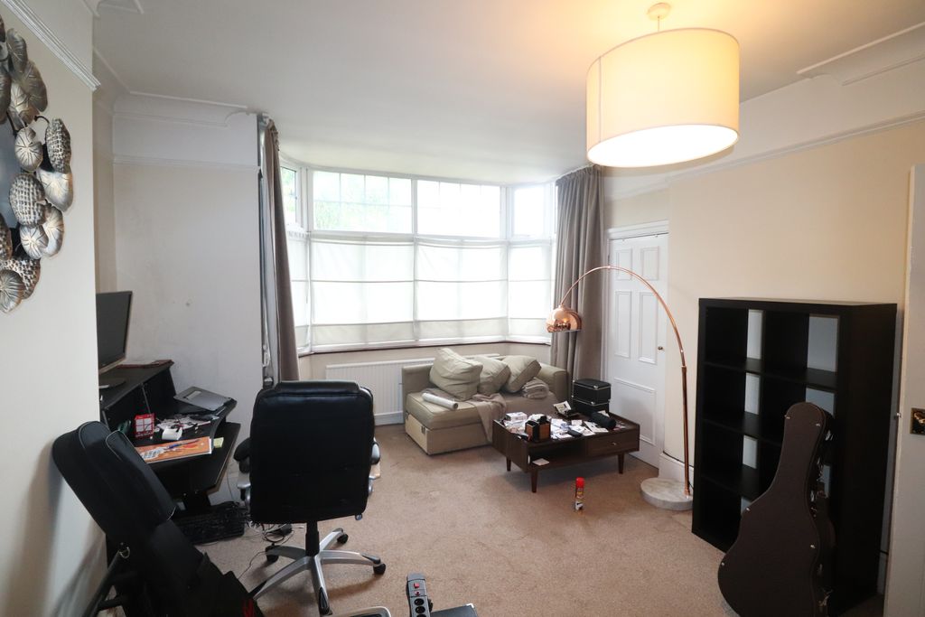 Property photo 2 of 8 Living Room