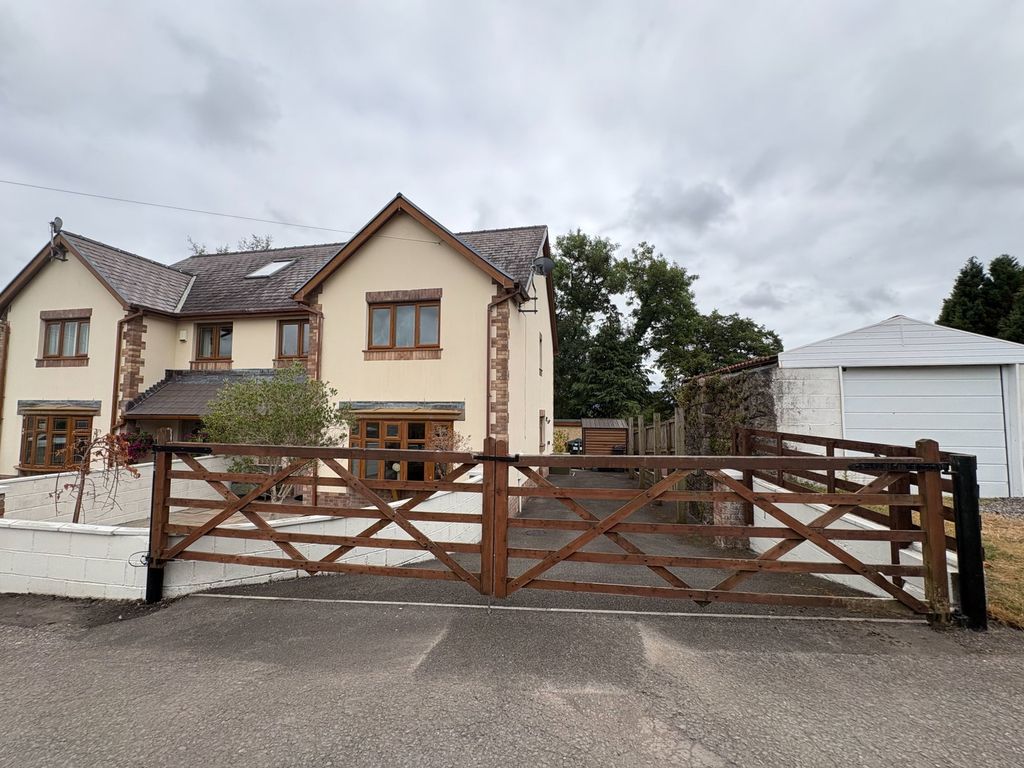 Property photo 1 of 25
