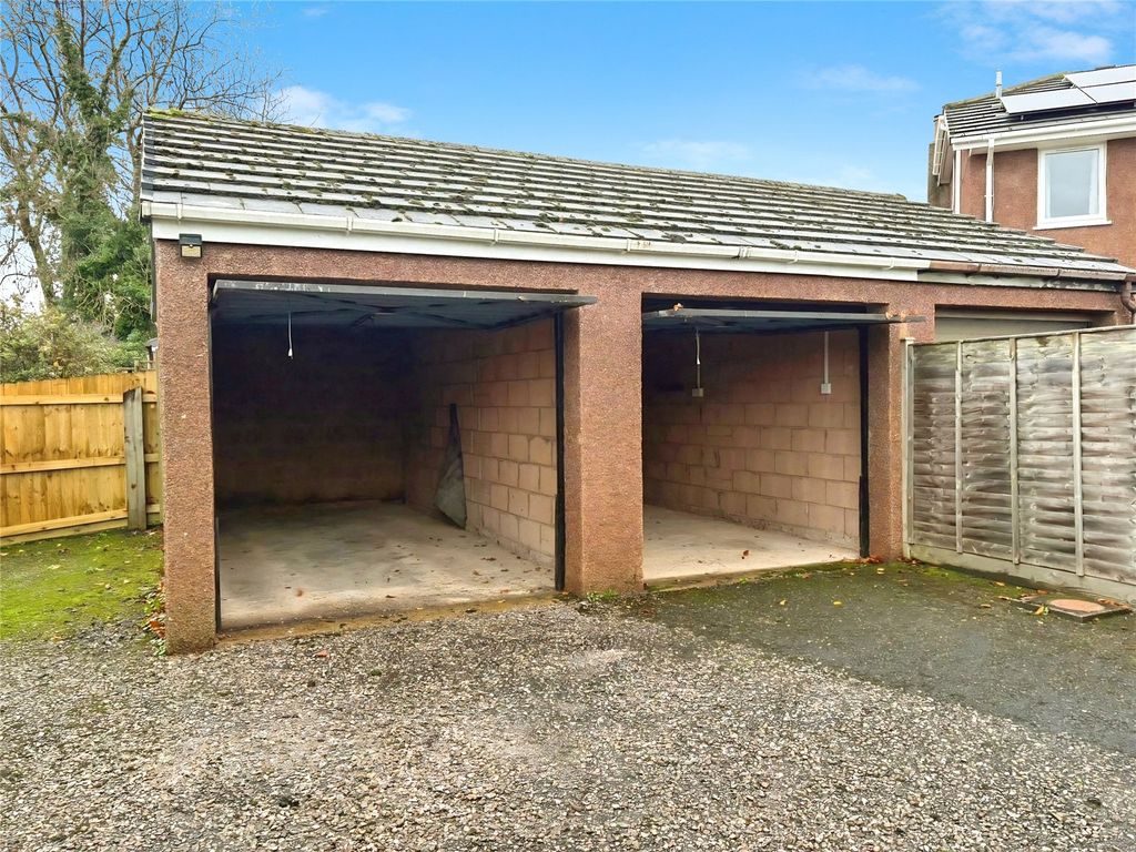 Property photo 2 of 6 Picture No. 06