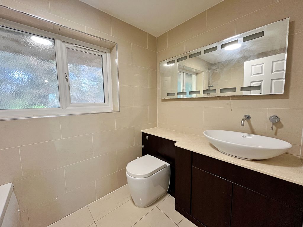 Additional image 9 of 3 bed maisonette for saleCommunity Road, Greenford UB6