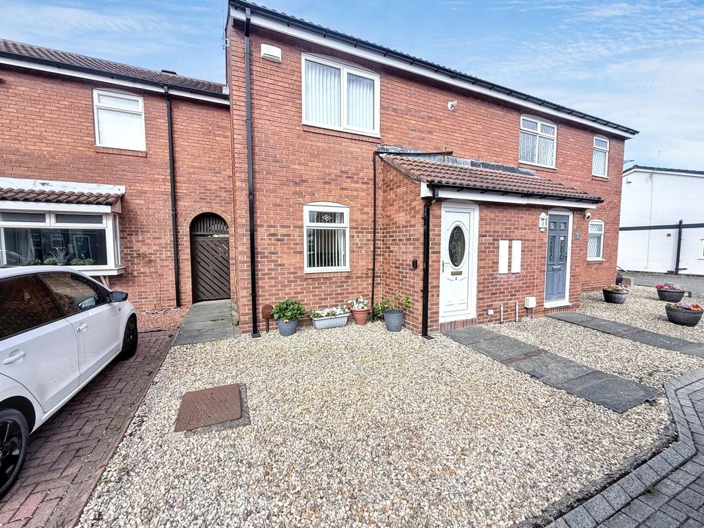 Property photo 1 of 12