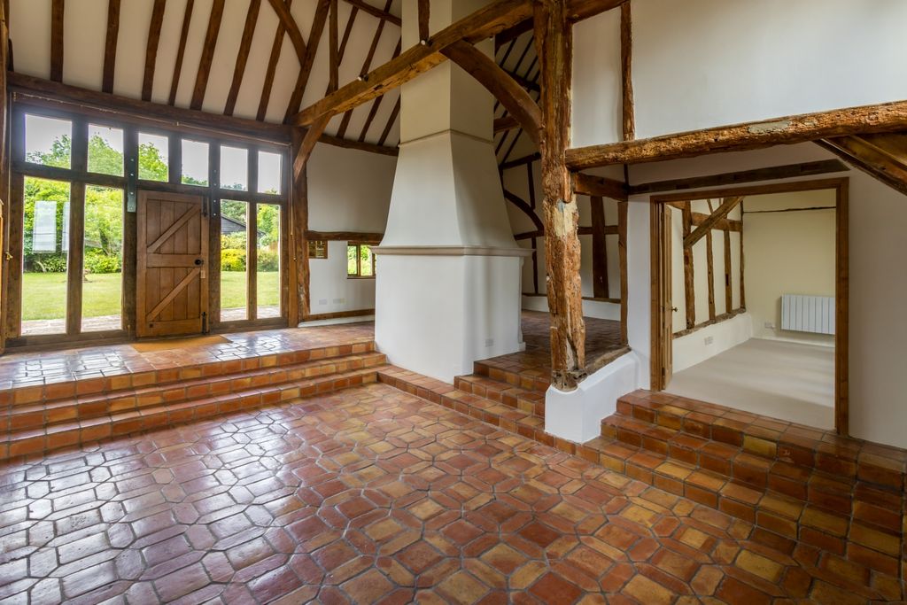 Property photo 2 of 42 Tittlesfold House Barn-29