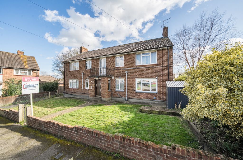 Property photo 1 of 20 1423036-1-69B17Cb...