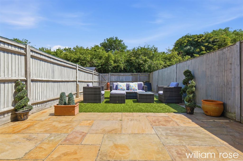 Property photo 3 of 22 34_Img_5627.Jpg