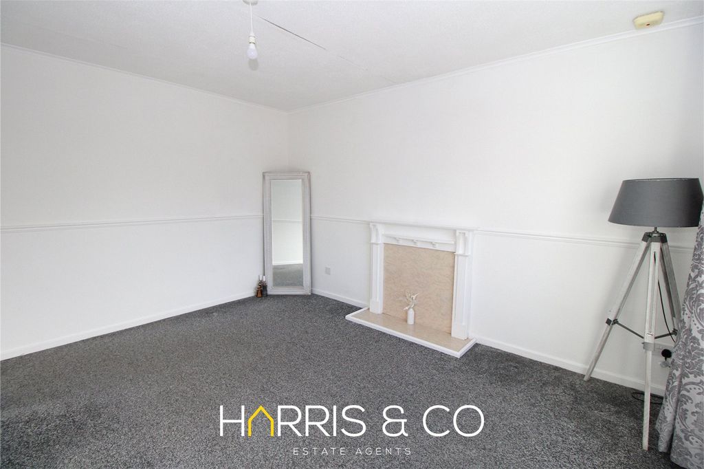 Property photo 2 of 9 Picture No. 06