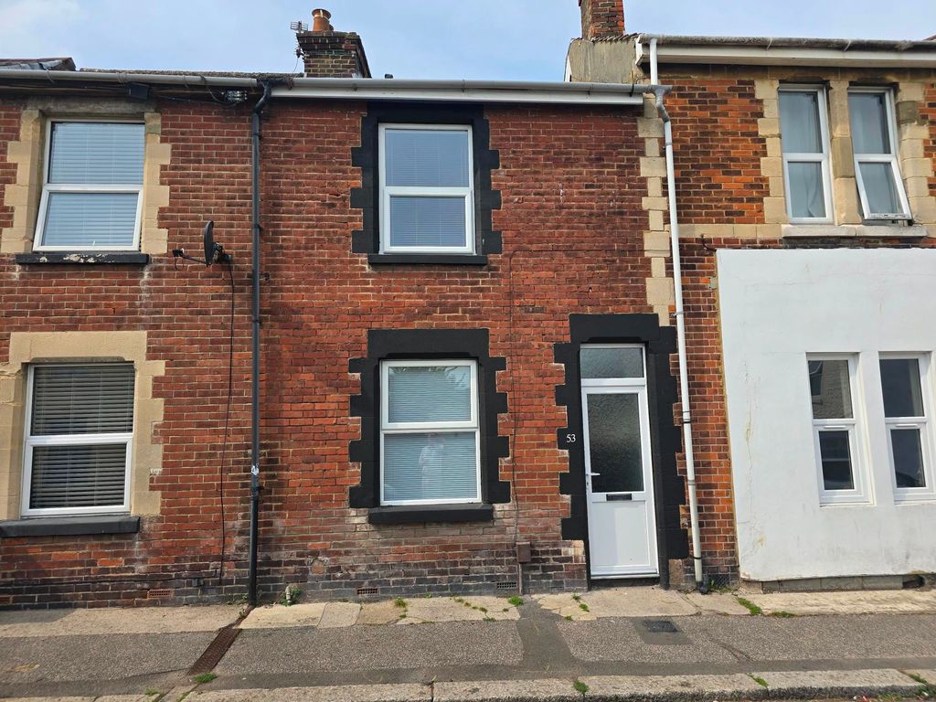 Property photo 2 of 15