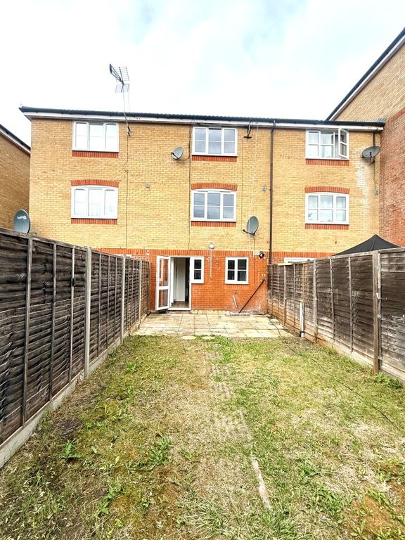 Property photo 2 of 13