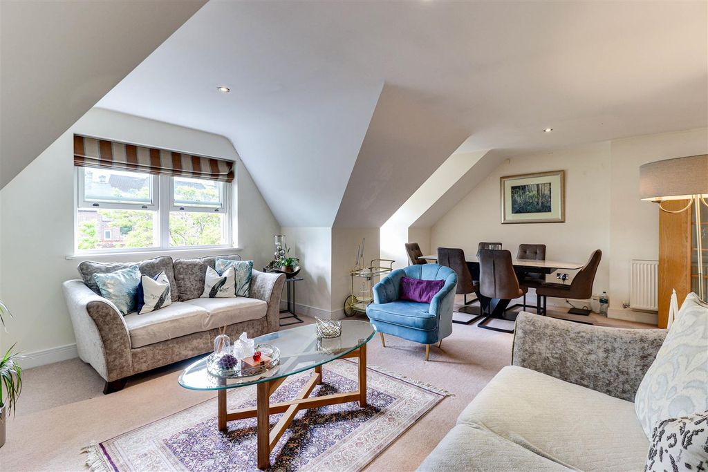 Property photo 2 of 28 13.Jpg