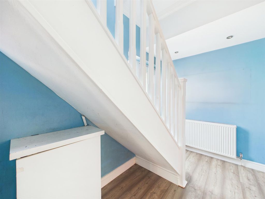 Property photo 3 of 45 Cam03844G0-Pr0414-Still002.Jpg