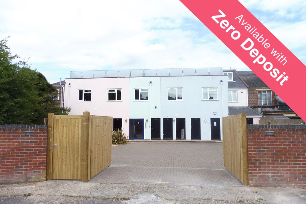 Property photo 1 of 7 Front