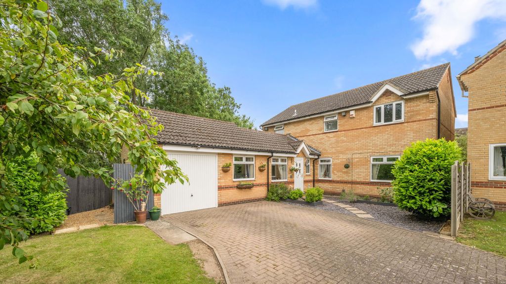 Property photo 1 of 31