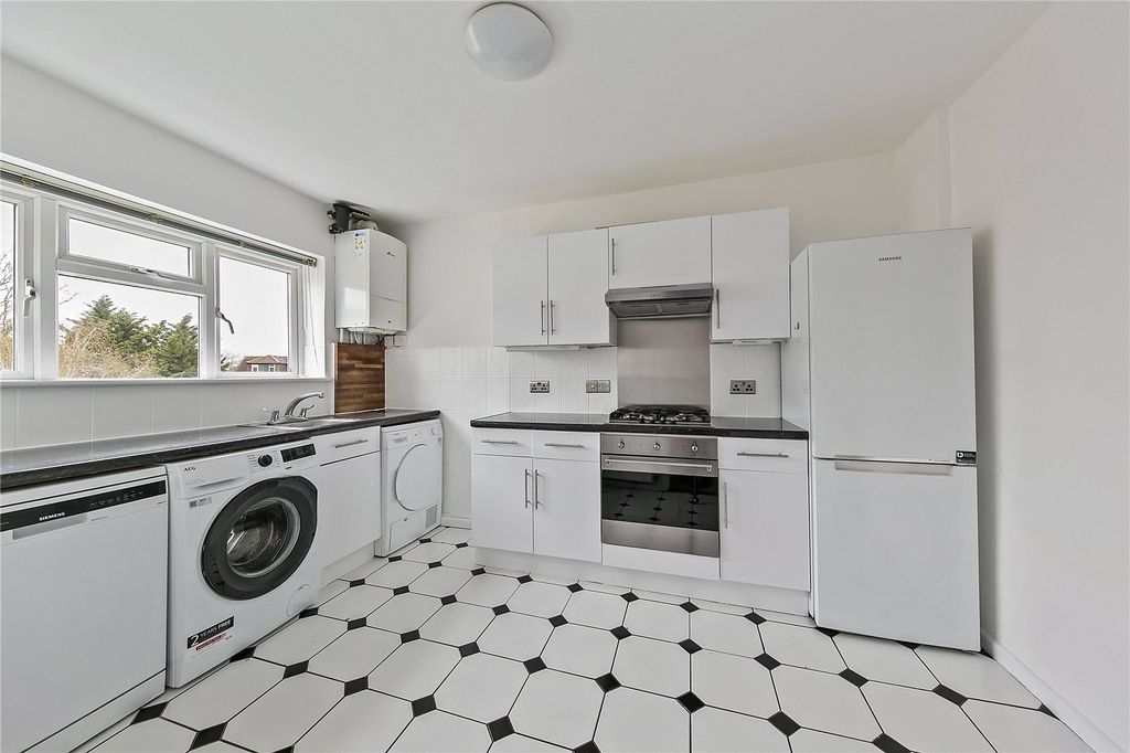 Property photo 2 of 10 Picture No. 08