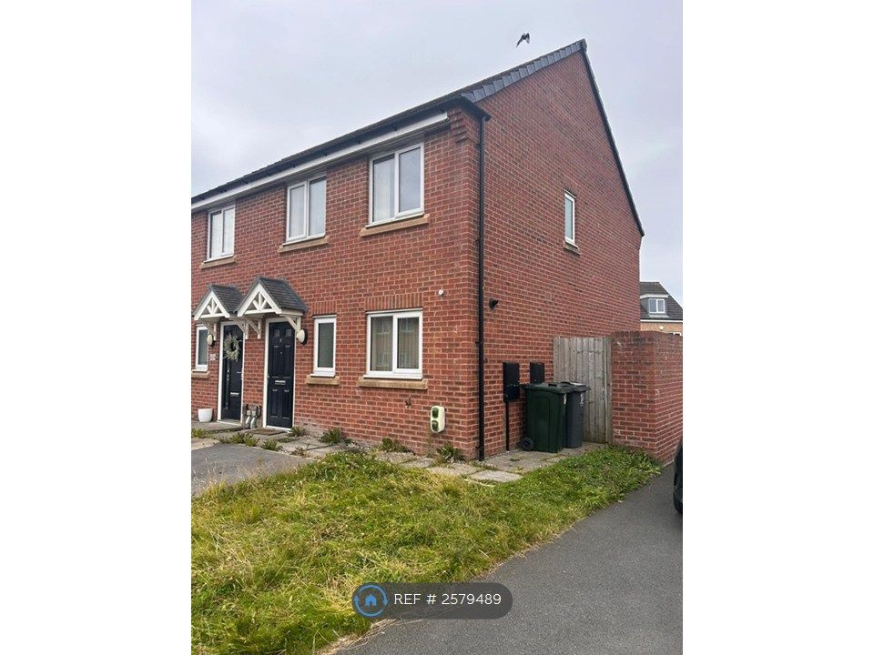 Property photo 2 of 13