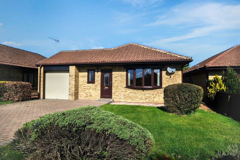 Property photo 1 of 16 Photo 2