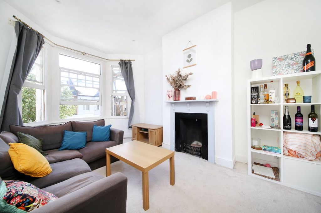 Property photo 1 of 9