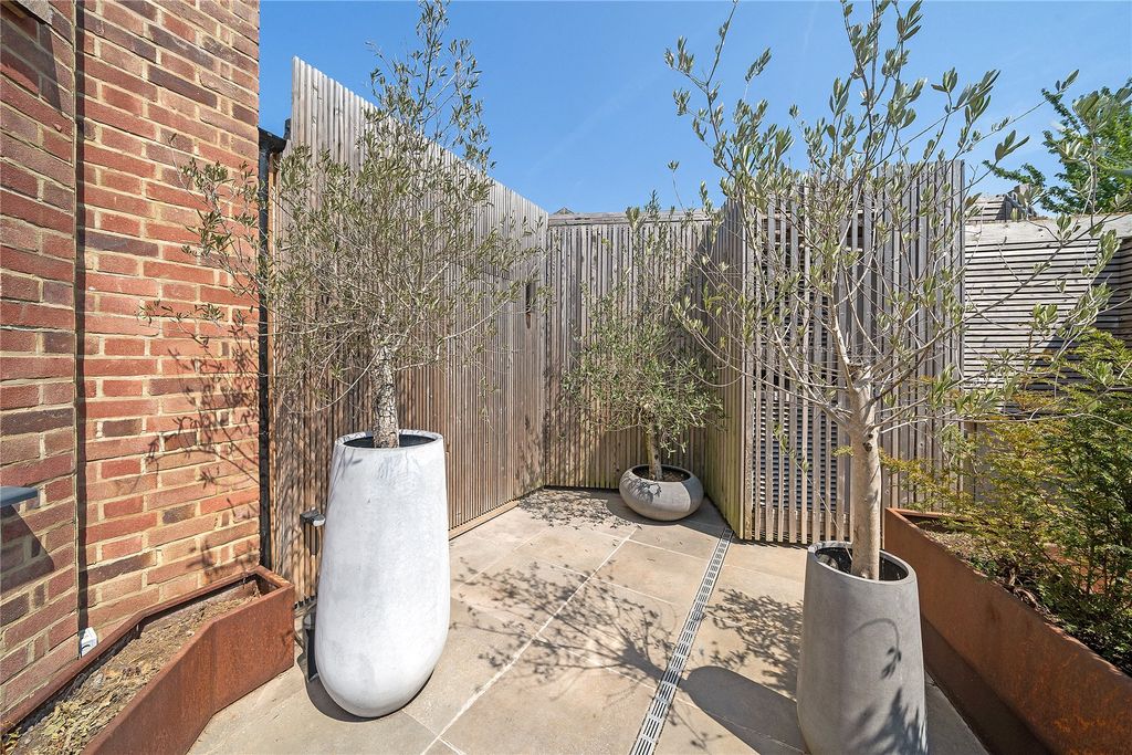 Property photo 3 of 20 Picture No. 03