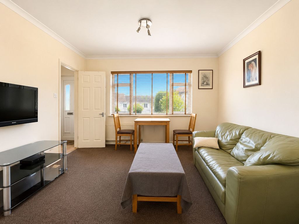 Property photo 2 of 7