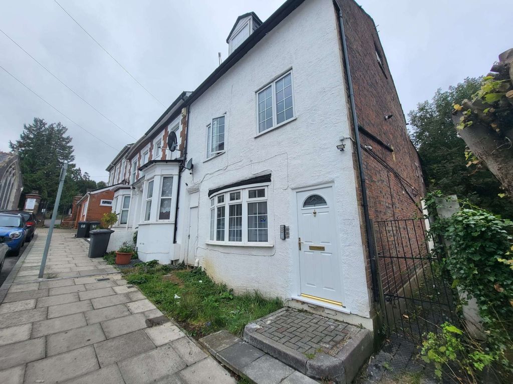 Property photo 1 of 9 1 Bed Flat To Rent Rothesay Road, Luton Lu1
