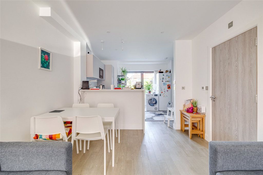 Property photo 2 of 12 Reception 2