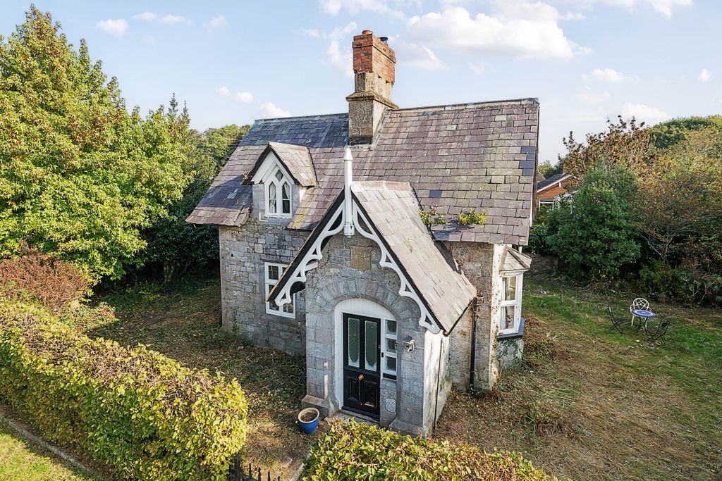 Property photo 1 of 26