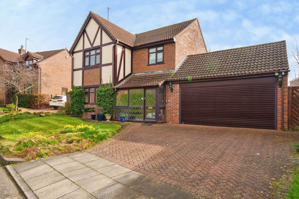 Property photo 1 of 16 Pbox-Img.Jpg