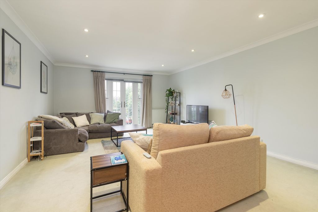 Property photo 3 of 7 Image