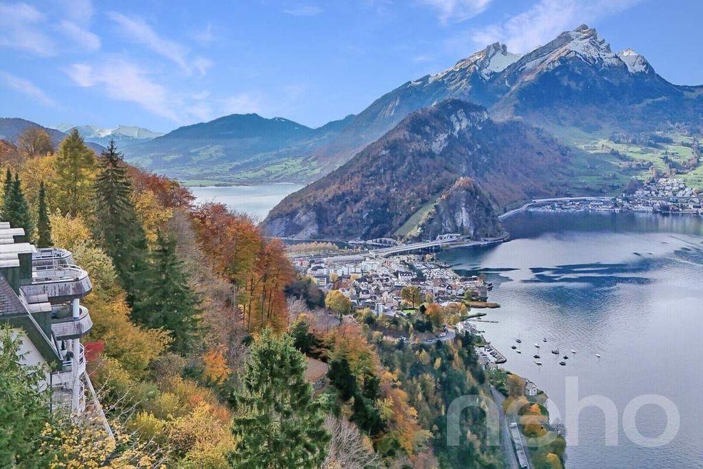 Property photo 2 of 12