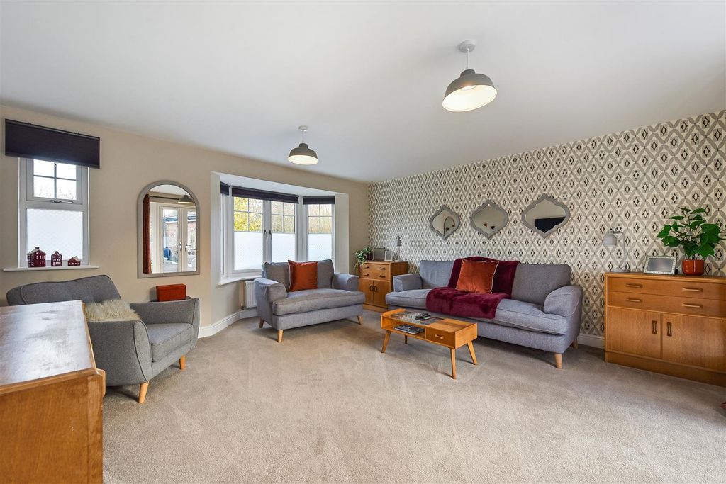 Property photo 2 of 36 Sketch_Ph44_6330787.Jpg