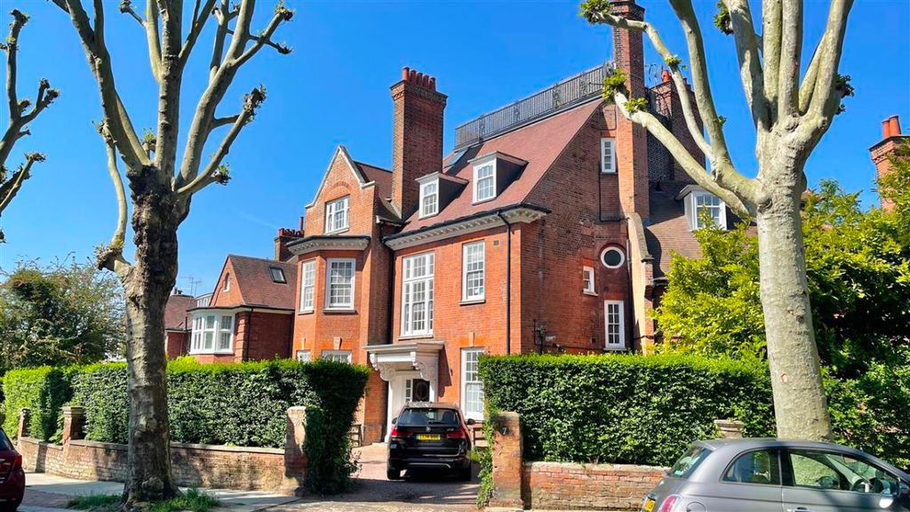 Property photo 1 of 34