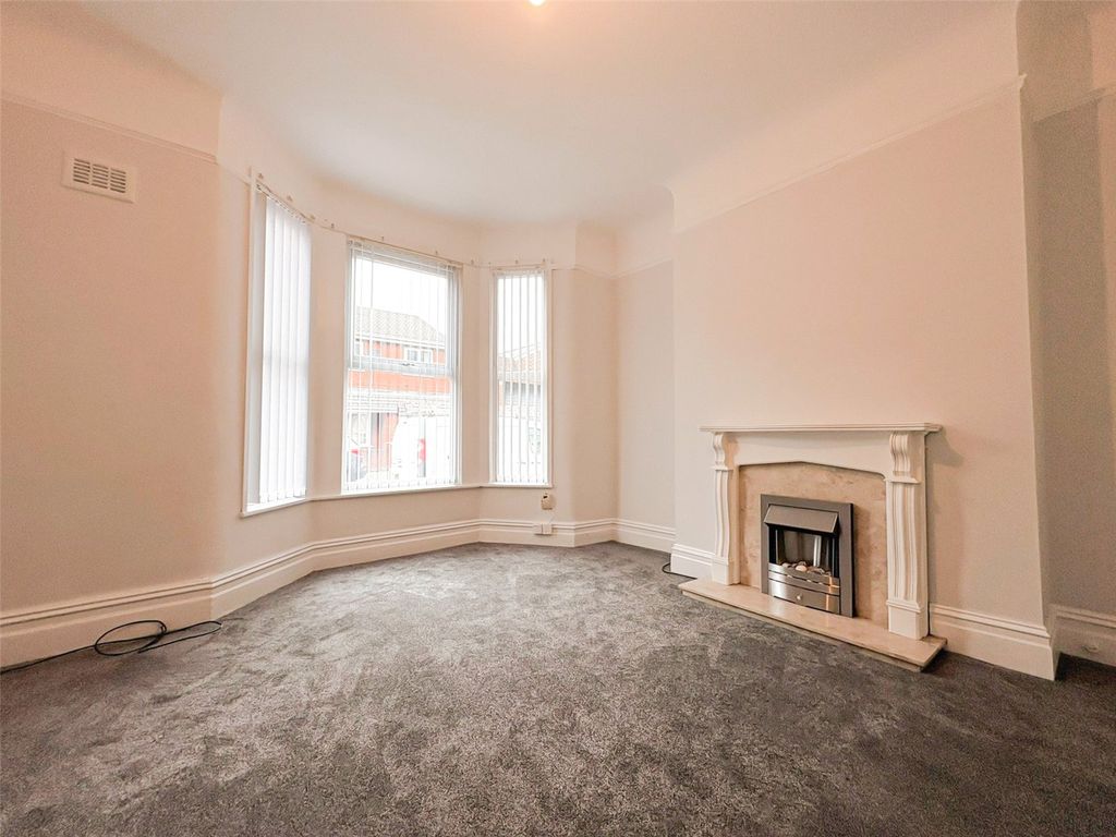 Property photo 2 of 14 Picture No. 06