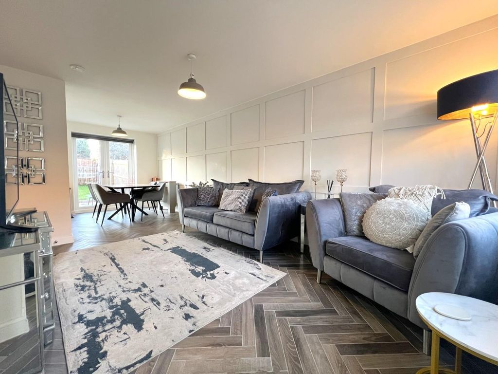 Property photo 2 of 14 Living Room