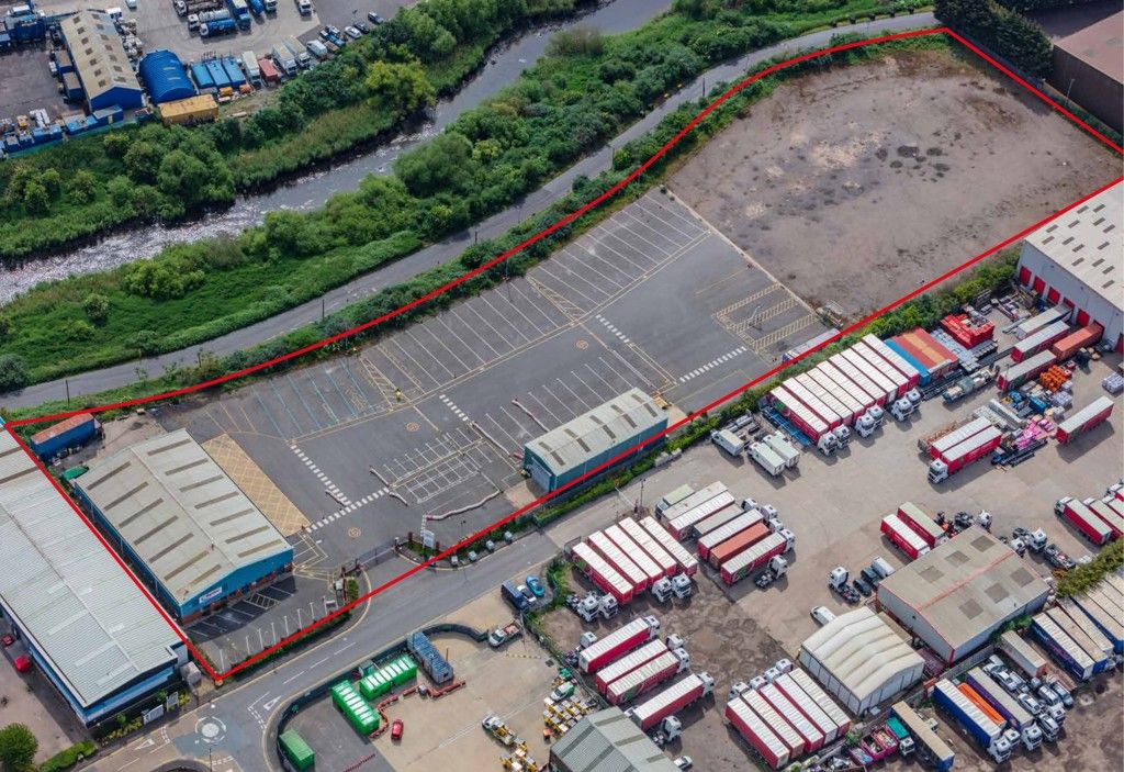 Property photo 1 of 2 Photo 3