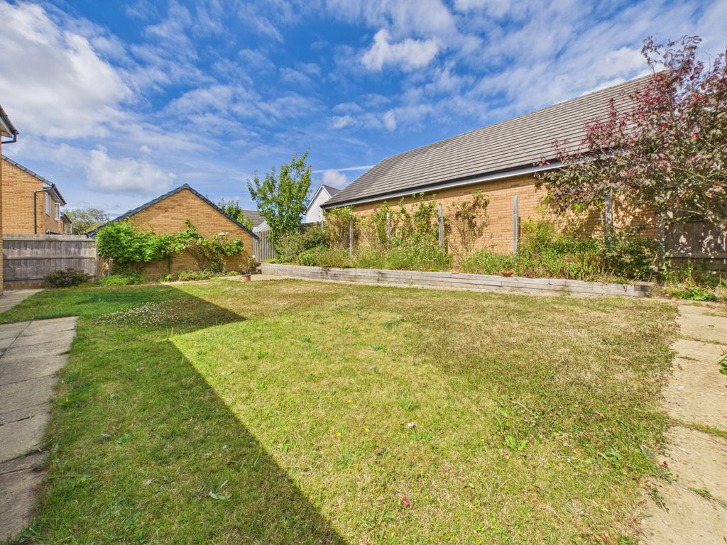 Property photo 3 of 21