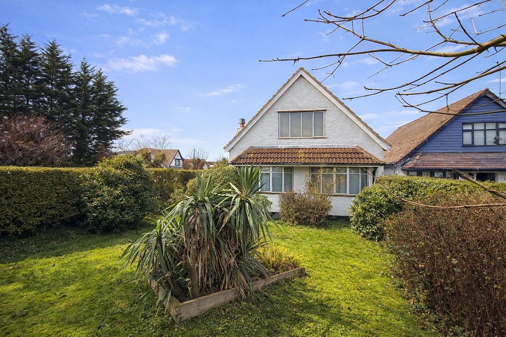 Additional image 6 of 4 bed detached bungalow for saleMount Pleasant Avenue, Hutton, Brentwood CM13