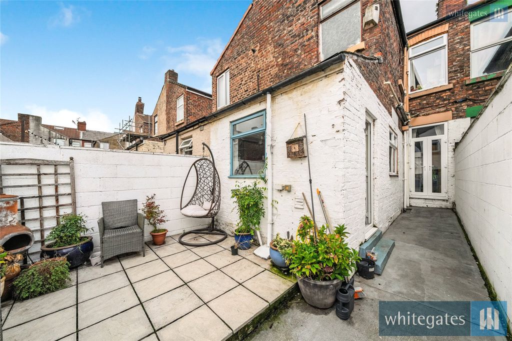 Property photo 2 of 28 Picture No. 27