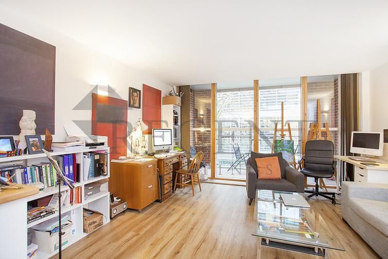 Property photo 1 of 5 (Main)