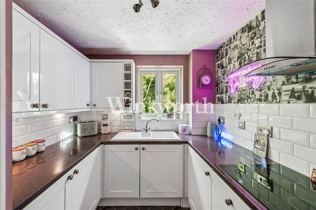 Property photo 1 of 11 Picture No. 06